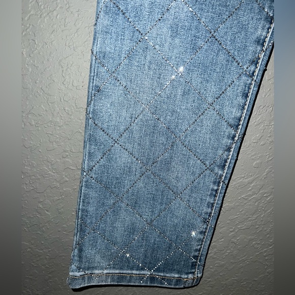 Rhinestone Medium-wash Skinny Jeans - Picture 5 of 6